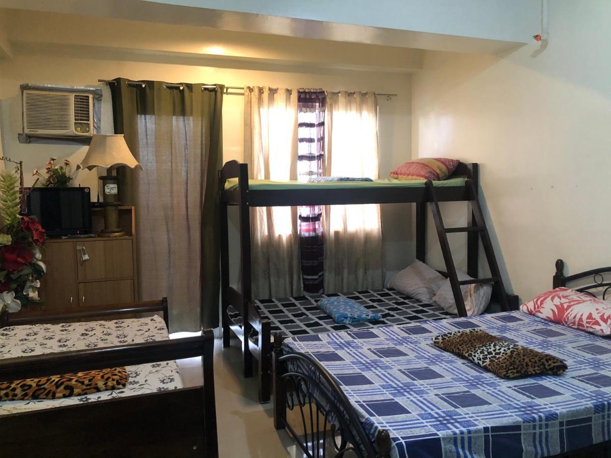 Your City•Home Apartment Paranaque City Buitenkant foto