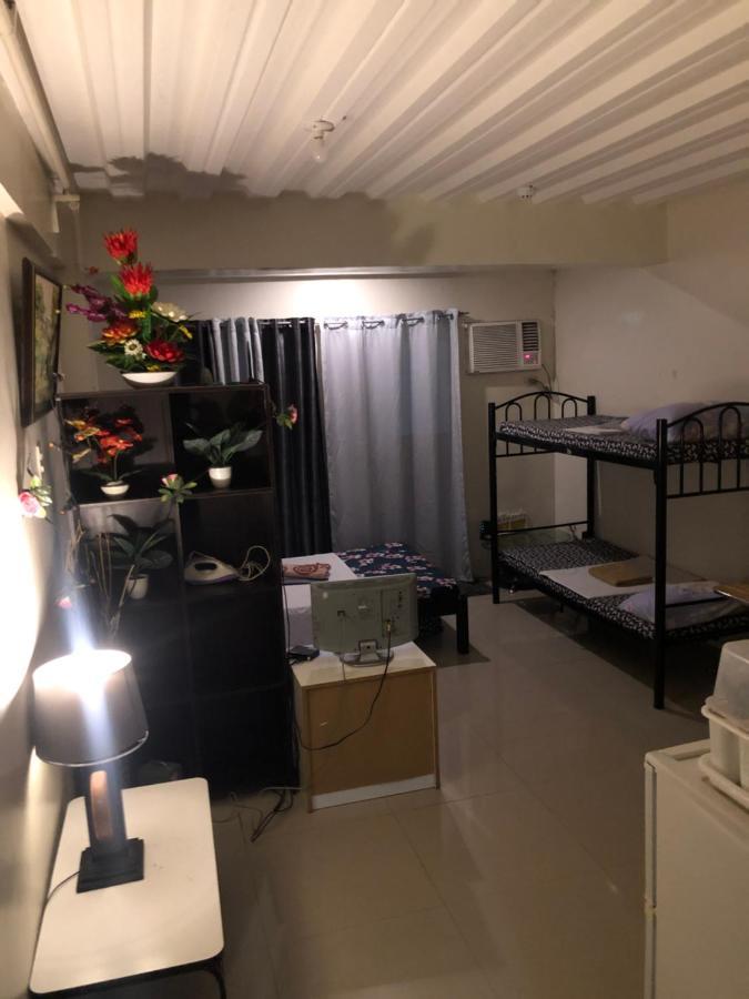 Your City•Home Apartment Paranaque City Buitenkant foto