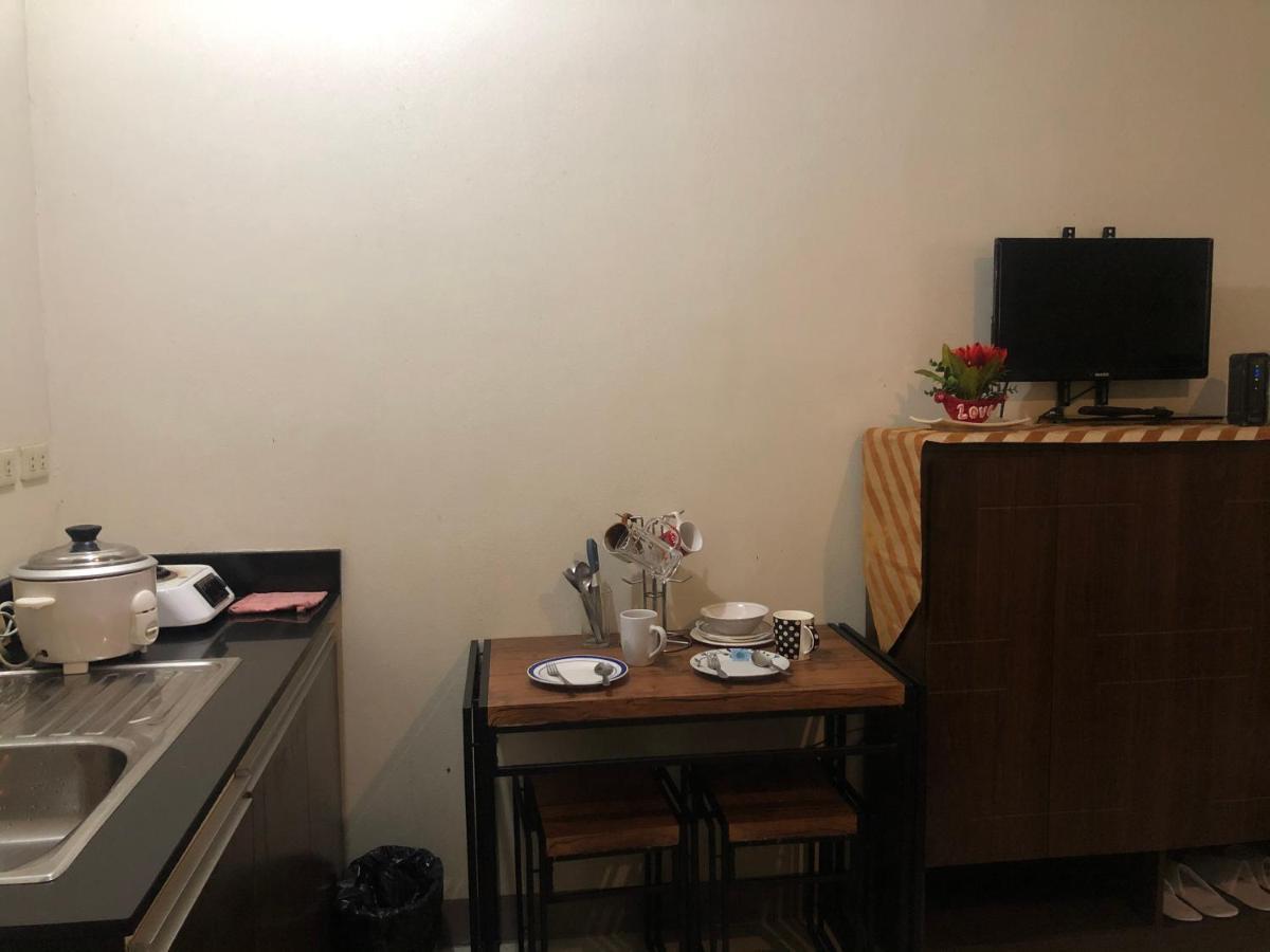 Your City•Home Apartment Paranaque City Buitenkant foto